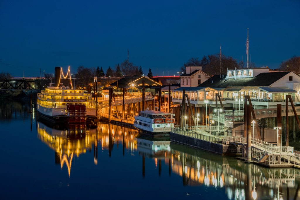 delta king riverboat hotel