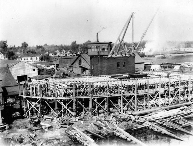 The History Of The Delta Queen Riverboat